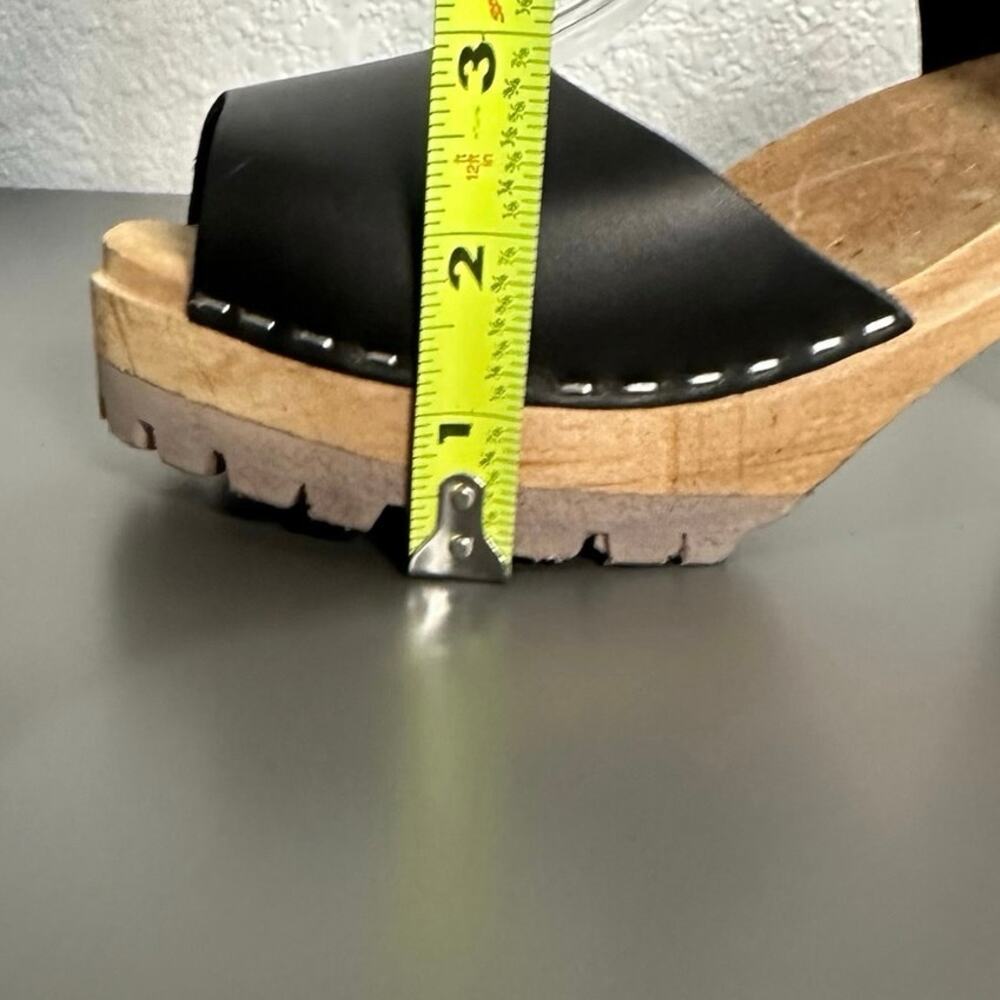 Mia Shoes Black Leather Clog Sandals - Picture 13 of 14